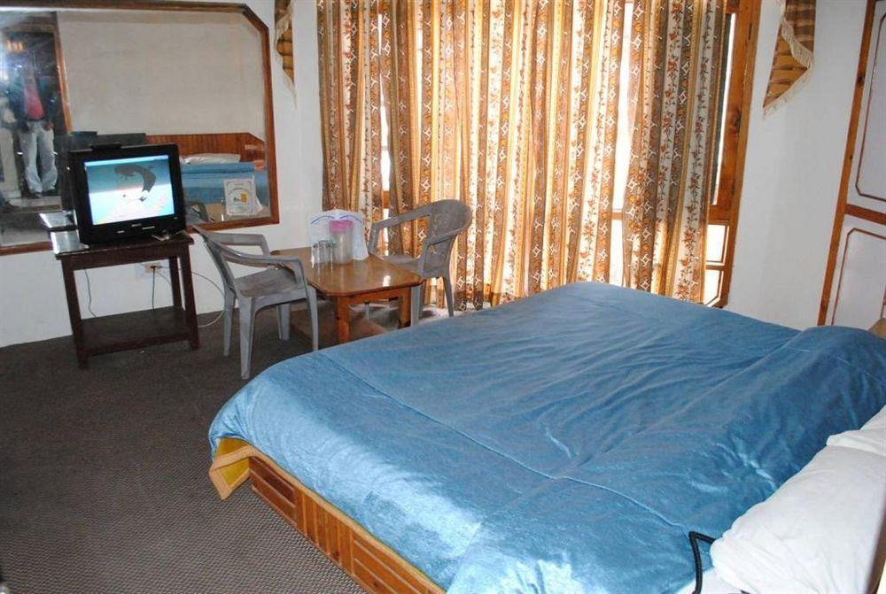 Hadimba Way Manali - Top Rated And Most Awarded Property In Manali !! Balcony Rooms Extérieur photo
